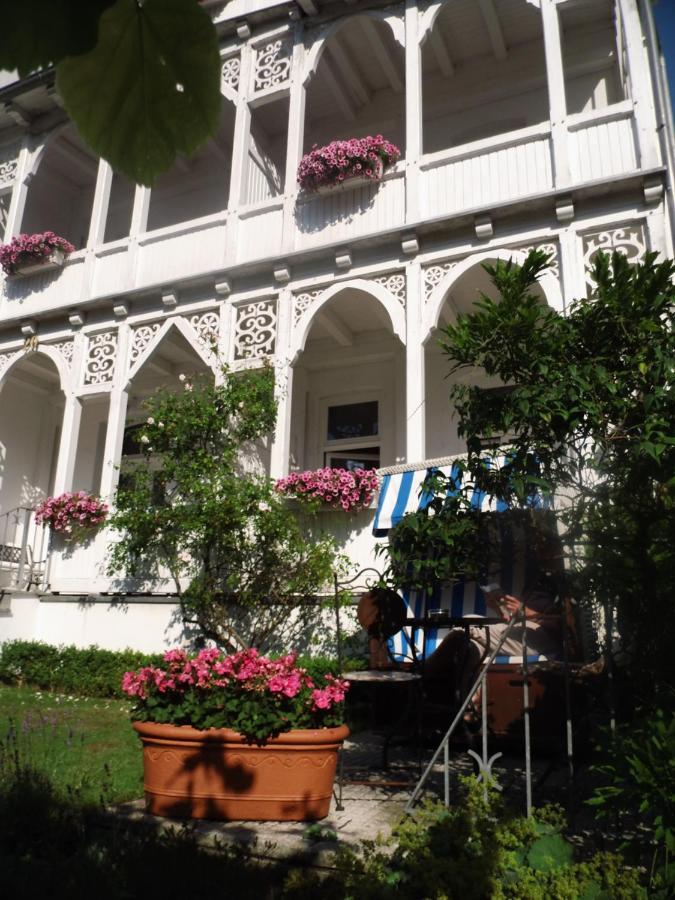 Apartments Haus Eintracht Sellin エクステリア 写真