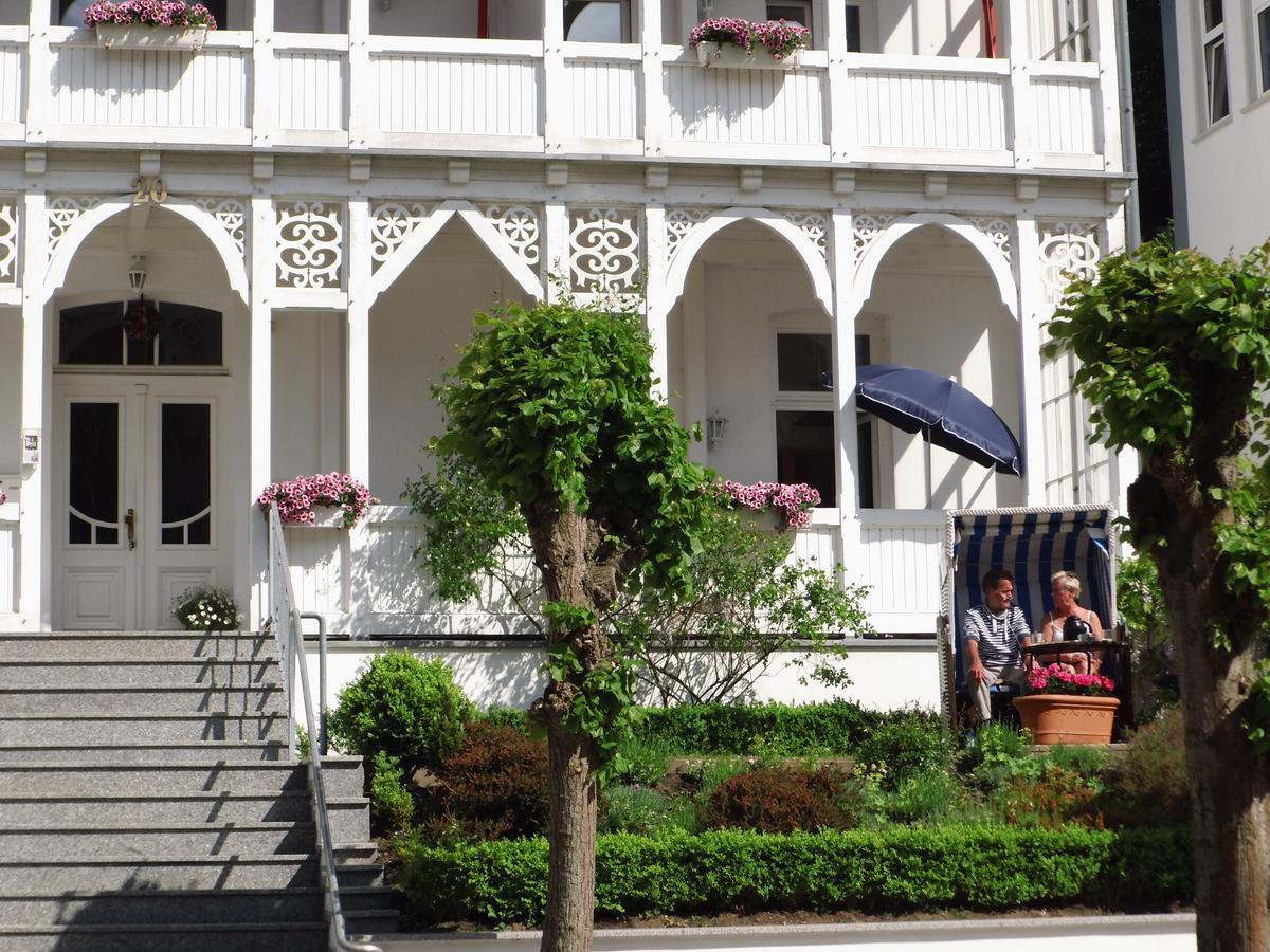 Apartments Haus Eintracht Sellin エクステリア 写真